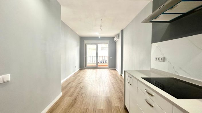 Image No.32-2 Bed Apartment for sale