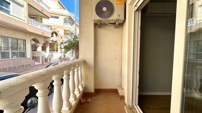 Image No.34-2 Bed House for sale