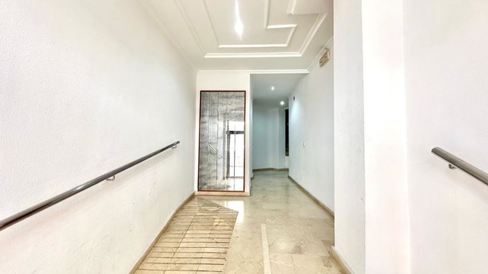 Image No.39-2 Bed Apartment for sale