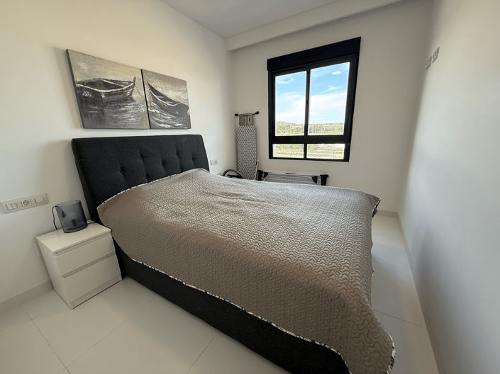 Image No.15-2 Bed Apartment for sale