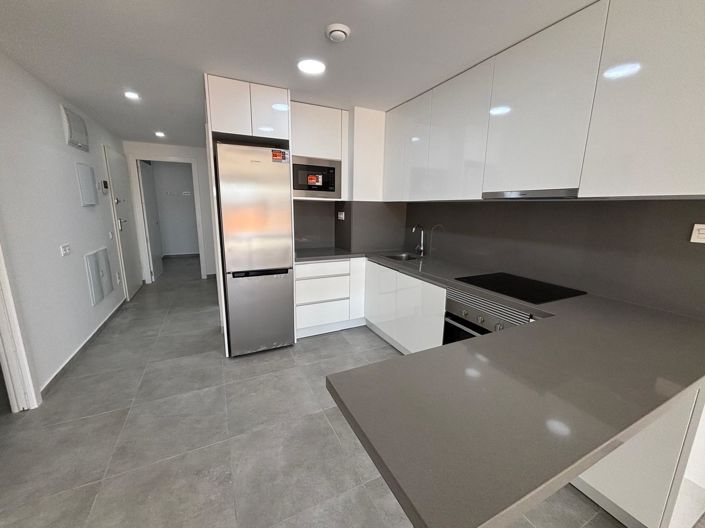 Image No.25-3 Bed Apartment for sale