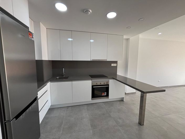 Image No.30-3 Bed Apartment for sale