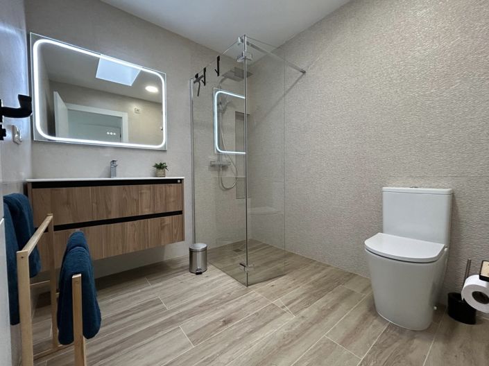 Image No.28-3 Bed Townhouse for sale