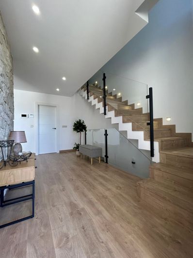 Image No.32-3 Bed Townhouse for sale