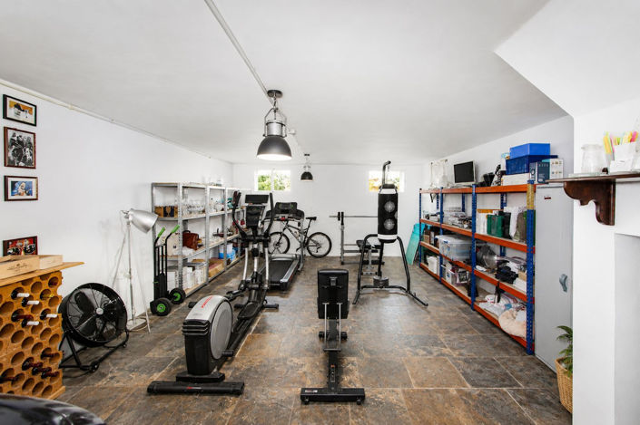 Image No.30-3 Bed Townhouse for sale