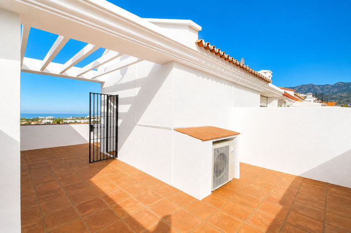 Image No.38-3 Bed Townhouse for sale