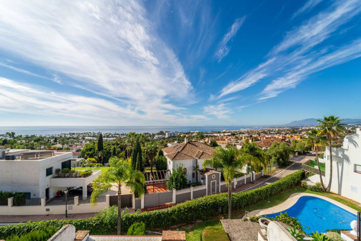 Image No.45-3 Bed Townhouse for sale