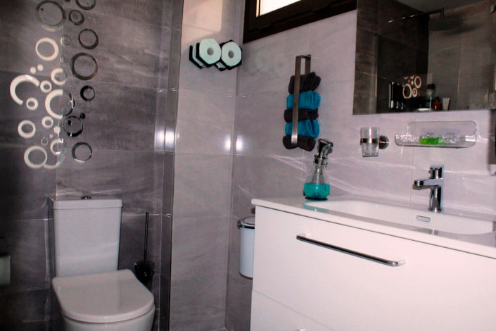 Image No.28-2 Bed House for sale