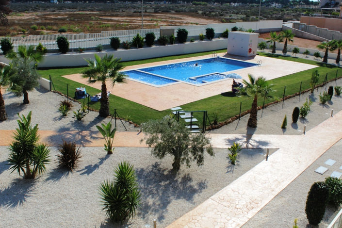 Image No.3-2 Bed House for sale
