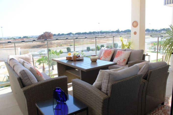 Image No.30-2 Bed House for sale