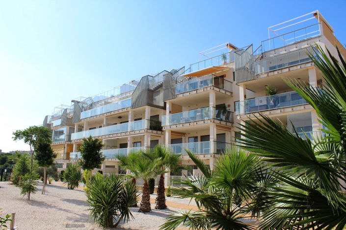 Image No.7-2 Bed House for sale