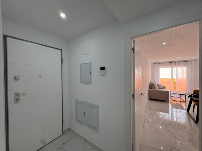 Image No.3-2 Bed Apartment for sale