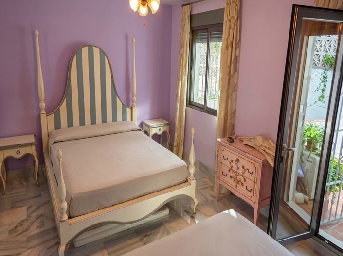 Image No.18-3 Bed Villa for sale