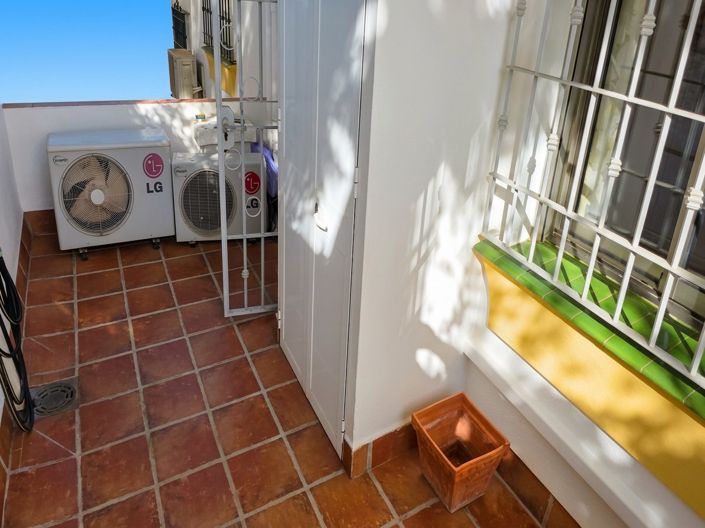 Image No.24-3 Bed Villa for sale