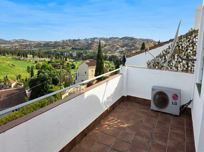Image No.39-3 Bed Villa for sale