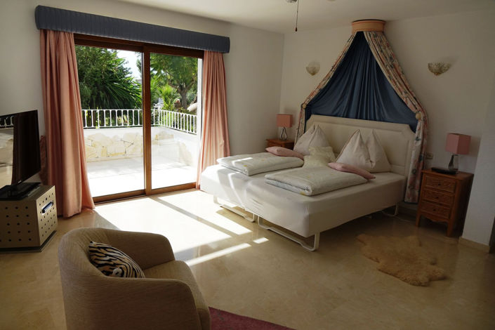 Image No.17-5 Bed Villa for sale