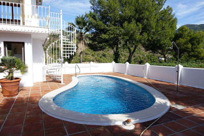 Image No.5-5 Bed Villa for sale