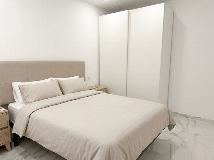 Image No.17-2 Bed Apartment for sale