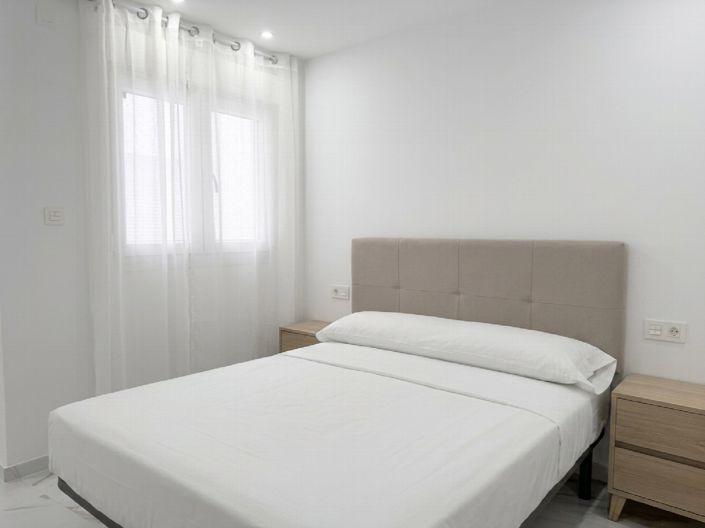 Image No.18-2 Bed Apartment for sale