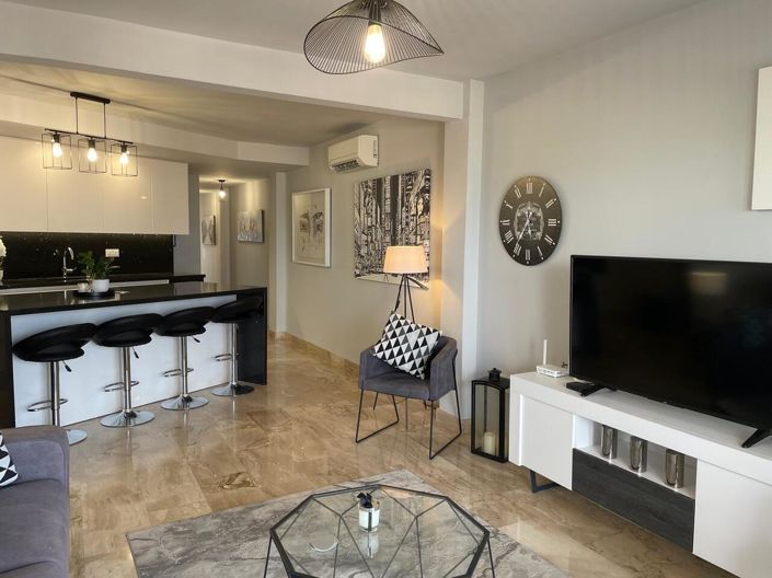 Image No.10-3 Bed Apartment for sale