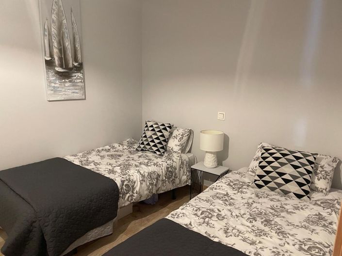 Image No.17-3 Bed Apartment for sale