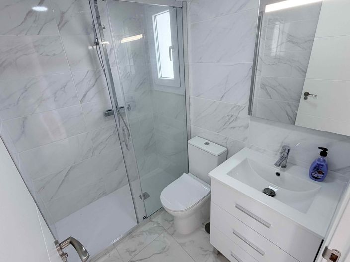 Image No.12-3 Bed Townhouse for sale