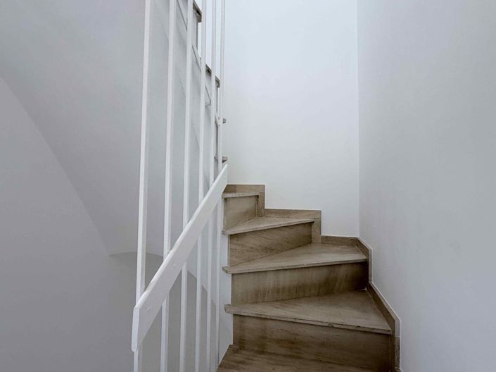 Image No.21-3 Bed Townhouse for sale