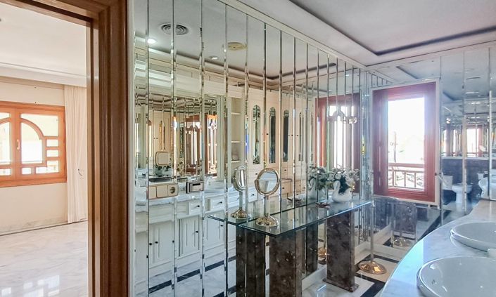 Image No.17-6 Bed Apartment for sale