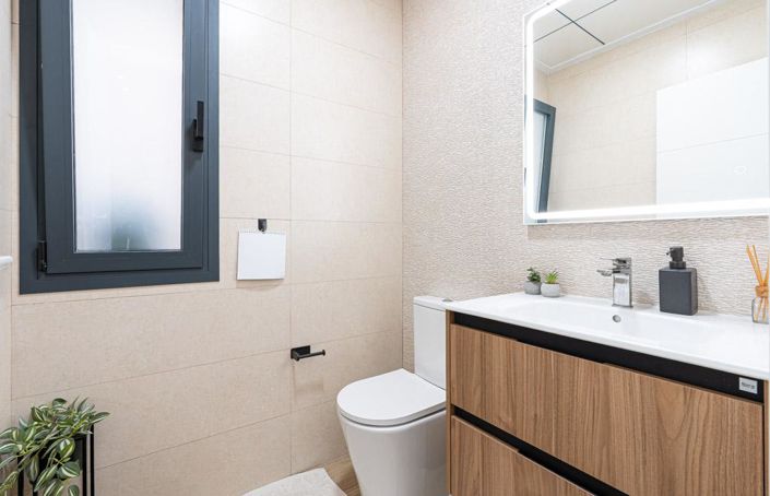 Image No.10-3 Bed Townhouse for sale