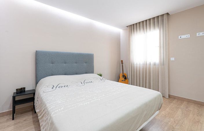 Image No.11-3 Bed Townhouse for sale