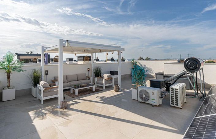 Image No.13-3 Bed Townhouse for sale