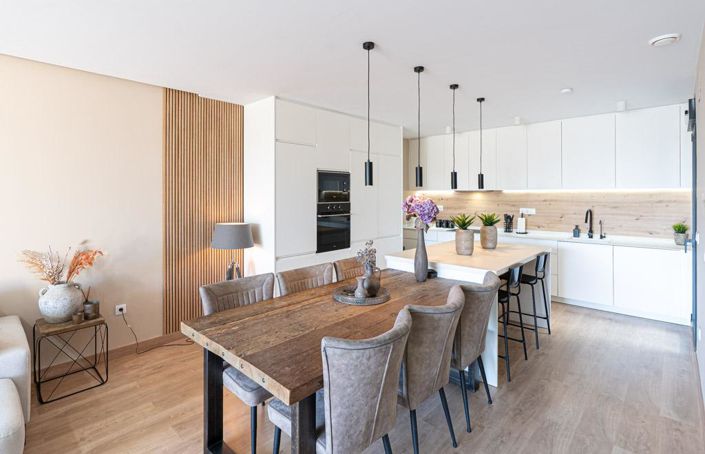 Image No.3-3 Bed Townhouse for sale