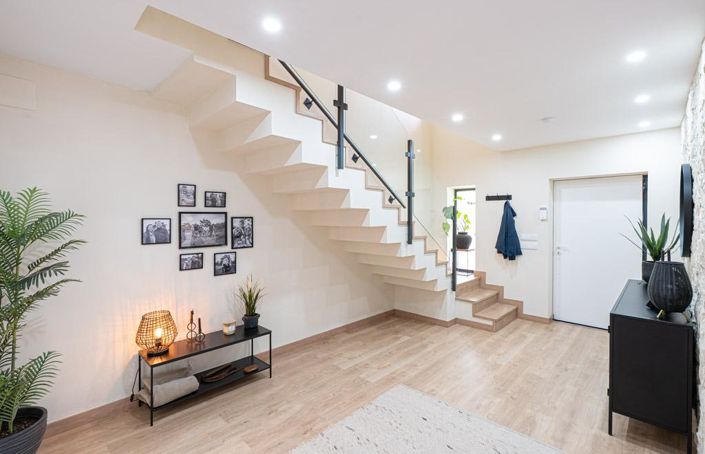 Image No.5-3 Bed Townhouse for sale