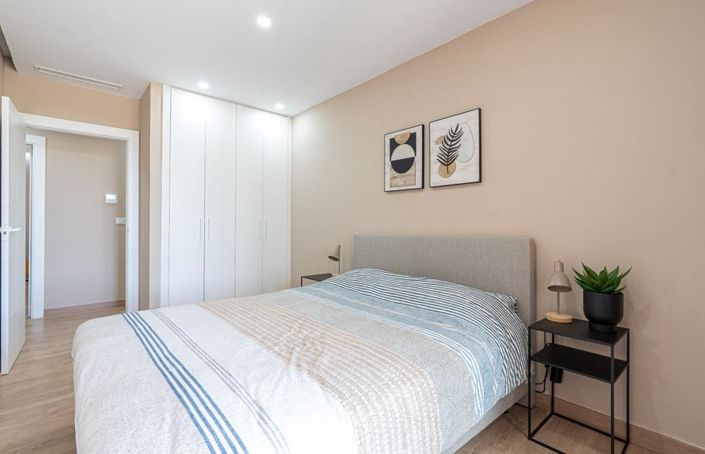 Image No.9-3 Bed Townhouse for sale