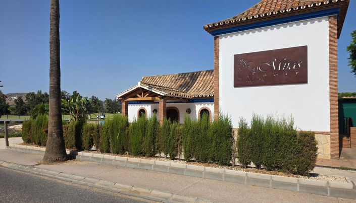 Image No.41-3 Bed House for sale