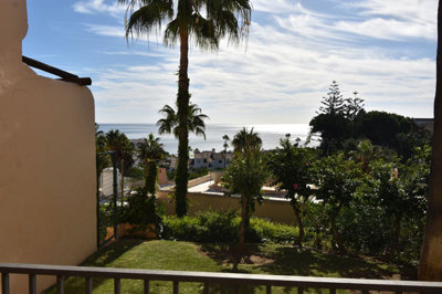 1-7980e48d732b6fc85c14b43b94d2aa54