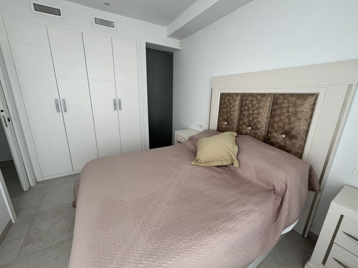 Image No.13-3 Bed House for sale