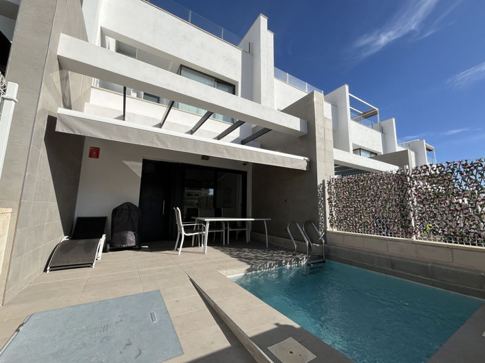 Image No.2-3 Bed Townhouse for sale