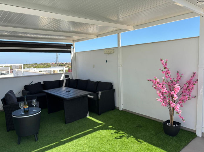 Image No.21-3 Bed House for sale