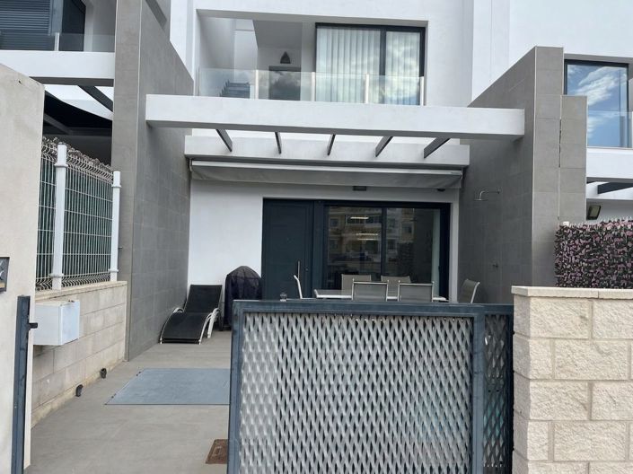 Image No.23-3 Bed House for sale