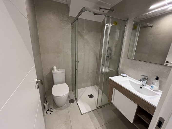 Image No.9-3 Bed House for sale