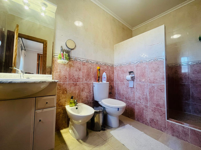 Image No.15-4 Bed Villa for sale