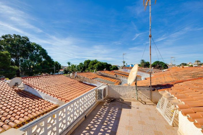 Image No.24-2 Bed Villa for sale