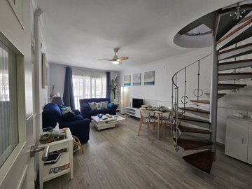 10-bb915d1cb19341576dcdc994b81ab9c5