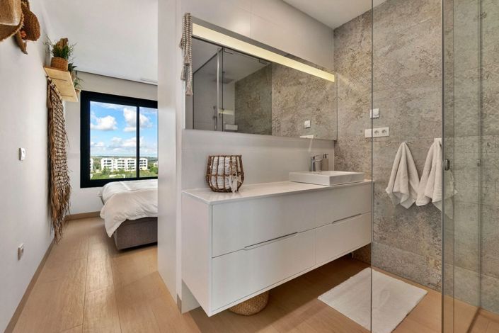 Image No.16-2 Bed Apartment for sale