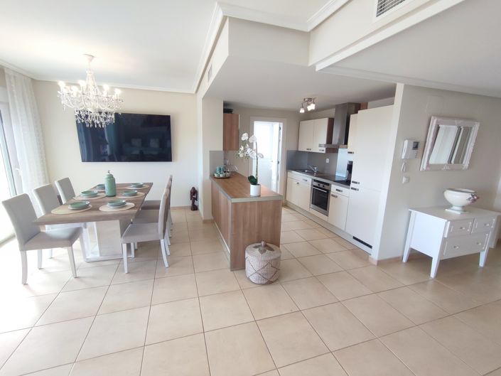 Image No.1-Appartement de 2 chambres à vendre à Altaona Golf