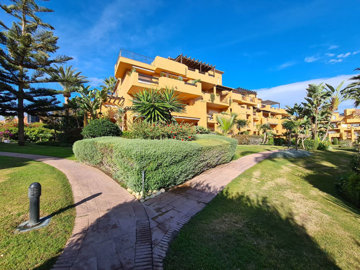 1 - La Duquesa, Apartment