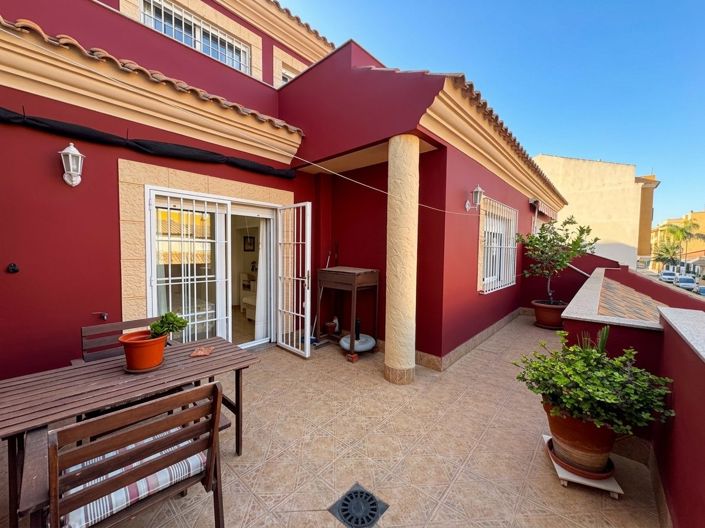 Image No.13-4 Bed Property for sale