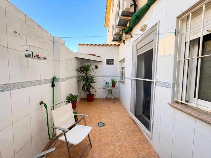 Image No.30-4 Bed Property for sale
