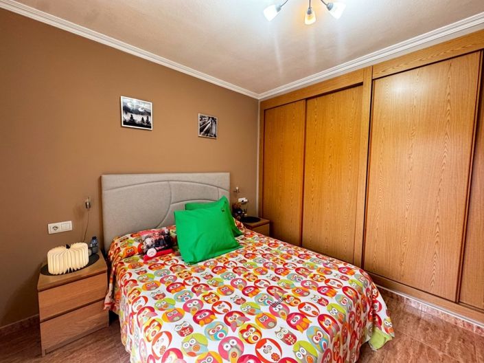 Image No.9-4 Bed Property for sale